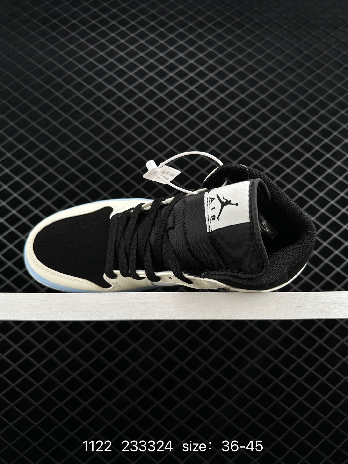 Nike Air Jordan 1 Retro High OG”Black/White“